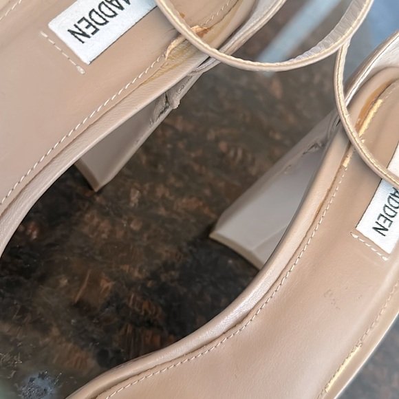 Steve Madden Carrson Leather Nude Block Heels 🤎 - Picture 4 of 9
